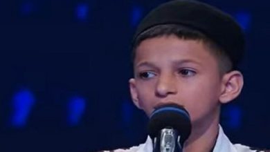 عیادت احسان علیخانی از آرمان امیدی خواننده عصر جدید در بیمارستان عیادت احسان علیخانی از آرمان امیدی