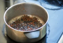 غذای ته گرفته و سوخته ته قابلمه