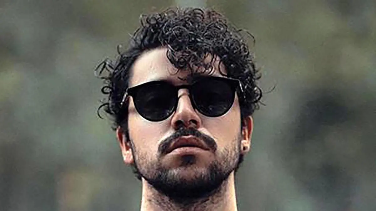 درگذشت پدر شروین حاجی پور خواننده 