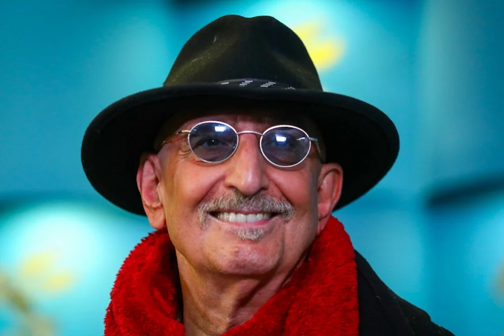 مصاحبه دردناک فرهاد آئیش