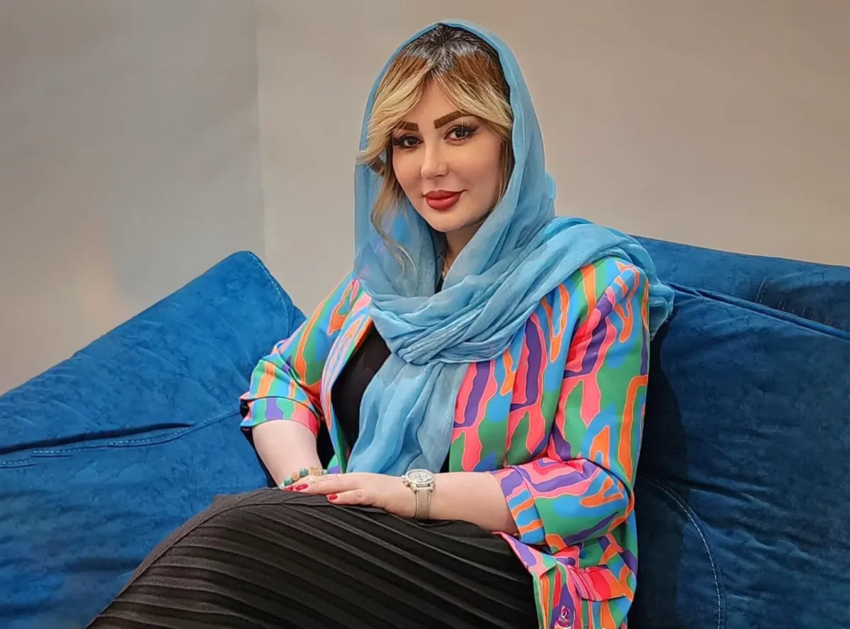 پست کمک رسانی نیوشا ضیغمی برای کاسبان جنت آباد 