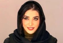 فیلم اجرای ساناز امامیه با آهنگ مرداب گوگوش در صحنه تئاتر فیلم اجرای ساناز امامیه با آهنگ مرداب گوگوش در صحنه تئاتر